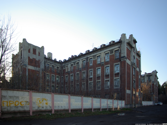 Морозовские казармы. Домъ 3)